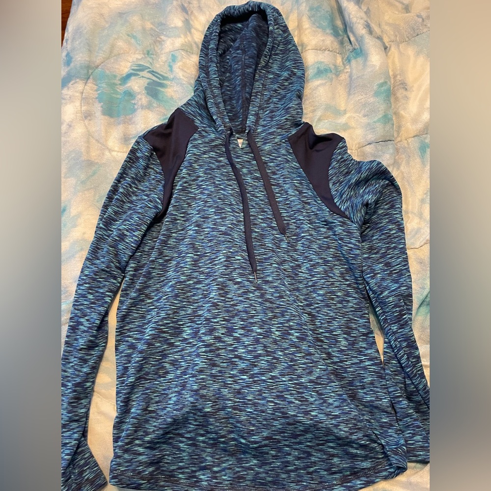 Lightweight danskin hoodie